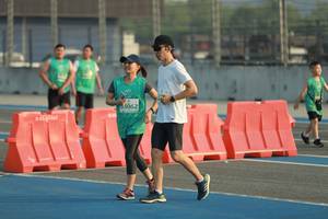 BIB: 33062
                            <button type="button" onclick="openModal(10538006)" class="btn btn-primary btn-sm float-right btn-popup" data-toggle="modal" data-target=".modal-high-quality">
                        <i class="fas fa-shopping-cart"></i> Add to Cart
                    </button>
                                            <button type="button" onclick="isThisMe(10538006, true)" class="btn btn-success btn-sm float-right btn-popup btn-isme hidden" data-toggle="tooltip" data-placement="bottom" title="นี่คือรูปของคุณใช่ไหม คลิกที่นี่เพื่อเอาเข้าอัลบั้ม">
                        <i class="fas fa-plus"></i> Add to album
                    </button>
                    <button type="button" onclick="isThisMe(10538006, false)" class="btn btn-warning btn-sm float-right btn-popup btn-isnotme hidden">
                        <i class="fas fa-ban"></i> Remove from album
                    </button>