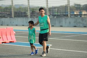 BIB: 51995, 51578
                            <button type="button" onclick="openModal(10537325)" class="btn btn-primary btn-sm float-right btn-popup" data-toggle="modal" data-target=".modal-high-quality">
                        <i class="fas fa-shopping-cart"></i> Add to Cart
                    </button>
                                            <button type="button" onclick="isThisMe(10537325, true)" class="btn btn-success btn-sm float-right btn-popup btn-isme hidden" data-toggle="tooltip" data-placement="bottom" title="นี่คือรูปของคุณใช่ไหม คลิกที่นี่เพื่อเอาเข้าอัลบั้ม">
                        <i class="fas fa-plus"></i> Add to album
                    </button>
                    <button type="button" onclick="isThisMe(10537325, false)" class="btn btn-warning btn-sm float-right btn-popup btn-isnotme hidden">
                        <i class="fas fa-ban"></i> Remove from album
                    </button>