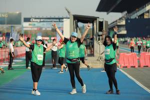 BIB: 992, 51915, 50992
                            <button type="button" onclick="openModal(10537279)" class="btn btn-primary btn-sm float-right btn-popup" data-toggle="modal" data-target=".modal-high-quality">
                        <i class="fas fa-shopping-cart"></i> Add to Cart
                    </button>
                                            <button type="button" onclick="isThisMe(10537279, true)" class="btn btn-success btn-sm float-right btn-popup btn-isme hidden" data-toggle="tooltip" data-placement="bottom" title="นี่คือรูปของคุณใช่ไหม คลิกที่นี่เพื่อเอาเข้าอัลบั้ม">
                        <i class="fas fa-plus"></i> Add to album
                    </button>
                    <button type="button" onclick="isThisMe(10537279, false)" class="btn btn-warning btn-sm float-right btn-popup btn-isnotme hidden">
                        <i class="fas fa-ban"></i> Remove from album
                    </button>