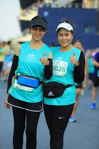 BIB: 3028
                            <button type="button" onclick="openModal(10536567)" class="btn btn-primary btn-sm float-right btn-popup" data-toggle="modal" data-target=".modal-high-quality">
                        <i class="fas fa-shopping-cart"></i> Add to Cart
                    </button>
                                            <button type="button" onclick="isThisMe(10536567, true)" class="btn btn-success btn-sm float-right btn-popup btn-isme hidden" data-toggle="tooltip" data-placement="bottom" title="นี่คือรูปของคุณใช่ไหม คลิกที่นี่เพื่อเอาเข้าอัลบั้ม">
                        <i class="fas fa-plus"></i> Add to album
                    </button>
                    <button type="button" onclick="isThisMe(10536567, false)" class="btn btn-warning btn-sm float-right btn-popup btn-isnotme hidden">
                        <i class="fas fa-ban"></i> Remove from album
                    </button>