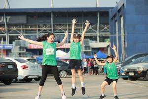 BIB: 50531, 
                            <button type="button" onclick="openModal(10536091)" class="btn btn-primary btn-sm float-right btn-popup" data-toggle="modal" data-target=".modal-high-quality">
                        <i class="fas fa-shopping-cart"></i> Add to Cart
                    </button>
                                            <button type="button" onclick="isThisMe(10536091, true)" class="btn btn-success btn-sm float-right btn-popup btn-isme hidden" data-toggle="tooltip" data-placement="bottom" title="นี่คือรูปของคุณใช่ไหม คลิกที่นี่เพื่อเอาเข้าอัลบั้ม">
                        <i class="fas fa-plus"></i> Add to album
                    </button>
                    <button type="button" onclick="isThisMe(10536091, false)" class="btn btn-warning btn-sm float-right btn-popup btn-isnotme hidden">
                        <i class="fas fa-ban"></i> Remove from album
                    </button>