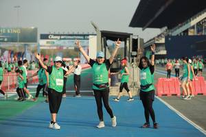 BIB: 51915, 5099
                            <button type="button" onclick="openModal(10537278)" class="btn btn-primary btn-sm float-right btn-popup" data-toggle="modal" data-target=".modal-high-quality">
                        <i class="fas fa-shopping-cart"></i> Add to Cart
                    </button>
                                            <button type="button" onclick="isThisMe(10537278, true)" class="btn btn-success btn-sm float-right btn-popup btn-isme hidden" data-toggle="tooltip" data-placement="bottom" title="นี่คือรูปของคุณใช่ไหม คลิกที่นี่เพื่อเอาเข้าอัลบั้ม">
                        <i class="fas fa-plus"></i> Add to album
                    </button>
                    <button type="button" onclick="isThisMe(10537278, false)" class="btn btn-warning btn-sm float-right btn-popup btn-isnotme hidden">
                        <i class="fas fa-ban"></i> Remove from album
                    </button>