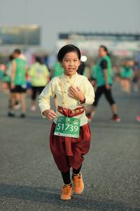 BIB: 51739
                            <button type="button" onclick="openModal(10537599)" class="btn btn-primary btn-sm float-right btn-popup" data-toggle="modal" data-target=".modal-high-quality">
                        <i class="fas fa-shopping-cart"></i> Add to Cart
                    </button>
                                            <button type="button" onclick="isThisMe(10537599, true)" class="btn btn-success btn-sm float-right btn-popup btn-isme hidden" data-toggle="tooltip" data-placement="bottom" title="นี่คือรูปของคุณใช่ไหม คลิกที่นี่เพื่อเอาเข้าอัลบั้ม">
                        <i class="fas fa-plus"></i> Add to album
                    </button>
                    <button type="button" onclick="isThisMe(10537599, false)" class="btn btn-warning btn-sm float-right btn-popup btn-isnotme hidden">
                        <i class="fas fa-ban"></i> Remove from album
                    </button>