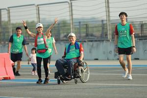 BIB: 50859, 50171, 11009, 0399
                            <button type="button" onclick="openModal(10537472)" class="btn btn-primary btn-sm float-right btn-popup" data-toggle="modal" data-target=".modal-high-quality">
                        <i class="fas fa-shopping-cart"></i> Add to Cart
                    </button>
                                            <button type="button" onclick="isThisMe(10537472, true)" class="btn btn-success btn-sm float-right btn-popup btn-isme hidden" data-toggle="tooltip" data-placement="bottom" title="นี่คือรูปของคุณใช่ไหม คลิกที่นี่เพื่อเอาเข้าอัลบั้ม">
                        <i class="fas fa-plus"></i> Add to album
                    </button>
                    <button type="button" onclick="isThisMe(10537472, false)" class="btn btn-warning btn-sm float-right btn-popup btn-isnotme hidden">
                        <i class="fas fa-ban"></i> Remove from album
                    </button>