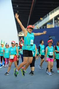 BIB: 52385, 2533
                            <button type="button" onclick="openModal(10536414)" class="btn btn-primary btn-sm float-right btn-popup" data-toggle="modal" data-target=".modal-high-quality">
                        <i class="fas fa-shopping-cart"></i> Add to Cart
                    </button>
                                            <button type="button" onclick="isThisMe(10536414, true)" class="btn btn-success btn-sm float-right btn-popup btn-isme hidden" data-toggle="tooltip" data-placement="bottom" title="นี่คือรูปของคุณใช่ไหม คลิกที่นี่เพื่อเอาเข้าอัลบั้ม">
                        <i class="fas fa-plus"></i> Add to album
                    </button>
                    <button type="button" onclick="isThisMe(10536414, false)" class="btn btn-warning btn-sm float-right btn-popup btn-isnotme hidden">
                        <i class="fas fa-ban"></i> Remove from album
                    </button>