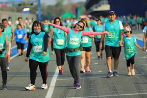 BIB: 30362, 50982, 53136, 51354, 50049
                            <button type="button" onclick="openModal(10537003)" class="btn btn-primary btn-sm float-right btn-popup" data-toggle="modal" data-target=".modal-high-quality">
                        <i class="fas fa-shopping-cart"></i> Add to Cart
                    </button>
                                            <button type="button" onclick="isThisMe(10537003, true)" class="btn btn-success btn-sm float-right btn-popup btn-isme hidden" data-toggle="tooltip" data-placement="bottom" title="นี่คือรูปของคุณใช่ไหม คลิกที่นี่เพื่อเอาเข้าอัลบั้ม">
                        <i class="fas fa-plus"></i> Add to album
                    </button>
                    <button type="button" onclick="isThisMe(10537003, false)" class="btn btn-warning btn-sm float-right btn-popup btn-isnotme hidden">
                        <i class="fas fa-ban"></i> Remove from album
                    </button>