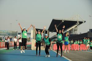 BIB: 2992
                            <button type="button" onclick="openModal(10537255)" class="btn btn-primary btn-sm float-right btn-popup" data-toggle="modal" data-target=".modal-high-quality">
                        <i class="fas fa-shopping-cart"></i> Add to Cart
                    </button>
                                            <button type="button" onclick="isThisMe(10537255, true)" class="btn btn-success btn-sm float-right btn-popup btn-isme hidden" data-toggle="tooltip" data-placement="bottom" title="นี่คือรูปของคุณใช่ไหม คลิกที่นี่เพื่อเอาเข้าอัลบั้ม">
                        <i class="fas fa-plus"></i> Add to album
                    </button>
                    <button type="button" onclick="isThisMe(10537255, false)" class="btn btn-warning btn-sm float-right btn-popup btn-isnotme hidden">
                        <i class="fas fa-ban"></i> Remove from album
                    </button>