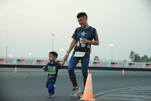 BIB: 52399, 1557
                            <button type="button" onclick="openModal(10565878)" class="btn btn-primary btn-sm float-right btn-popup" data-toggle="modal" data-target=".modal-high-quality">
                        <i class="fas fa-shopping-cart"></i> Add to Cart
                    </button>
                                            <button type="button" onclick="isThisMe(10565878, true)" class="btn btn-success btn-sm float-right btn-popup btn-isme hidden" data-toggle="tooltip" data-placement="bottom" title="นี่คือรูปของคุณใช่ไหม คลิกที่นี่เพื่อเอาเข้าอัลบั้ม">
                        <i class="fas fa-plus"></i> Add to album
                    </button>
                    <button type="button" onclick="isThisMe(10565878, false)" class="btn btn-warning btn-sm float-right btn-popup btn-isnotme hidden">
                        <i class="fas fa-ban"></i> Remove from album
                    </button>