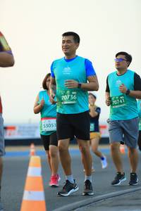 BIB: 70736, 70741, 53053
                            <button type="button" onclick="openModal(10551132)" class="btn btn-primary btn-sm float-right btn-popup" data-toggle="modal" data-target=".modal-high-quality">
                        <i class="fas fa-shopping-cart"></i> Add to Cart
                    </button>
                                            <button type="button" onclick="isThisMe(10551132, true)" class="btn btn-success btn-sm float-right btn-popup btn-isme hidden" data-toggle="tooltip" data-placement="bottom" title="นี่คือรูปของคุณใช่ไหม คลิกที่นี่เพื่อเอาเข้าอัลบั้ม">
                        <i class="fas fa-plus"></i> Add to album
                    </button>
                    <button type="button" onclick="isThisMe(10551132, false)" class="btn btn-warning btn-sm float-right btn-popup btn-isnotme hidden">
                        <i class="fas fa-ban"></i> Remove from album
                    </button>