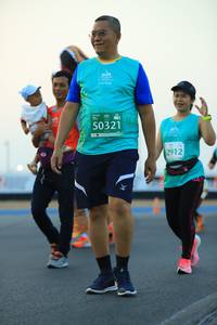 BIB: 50321, 2912
                            <button type="button" onclick="openModal(10565034)" class="btn btn-primary btn-sm float-right btn-popup" data-toggle="modal" data-target=".modal-high-quality">
                        <i class="fas fa-shopping-cart"></i> Add to Cart
                    </button>
                                            <button type="button" onclick="isThisMe(10565034, true)" class="btn btn-success btn-sm float-right btn-popup btn-isme hidden" data-toggle="tooltip" data-placement="bottom" title="นี่คือรูปของคุณใช่ไหม คลิกที่นี่เพื่อเอาเข้าอัลบั้ม">
                        <i class="fas fa-plus"></i> Add to album
                    </button>
                    <button type="button" onclick="isThisMe(10565034, false)" class="btn btn-warning btn-sm float-right btn-popup btn-isnotme hidden">
                        <i class="fas fa-ban"></i> Remove from album
                    </button>
