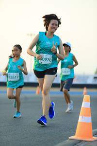 BIB: 0970, 52639, 82617
                            <button type="button" onclick="openModal(10544949)" class="btn btn-primary btn-sm float-right btn-popup" data-toggle="modal" data-target=".modal-high-quality">
                        <i class="fas fa-shopping-cart"></i> Add to Cart
                    </button>
                                            <button type="button" onclick="isThisMe(10544949, true)" class="btn btn-success btn-sm float-right btn-popup btn-isme hidden" data-toggle="tooltip" data-placement="bottom" title="นี่คือรูปของคุณใช่ไหม คลิกที่นี่เพื่อเอาเข้าอัลบั้ม">
                        <i class="fas fa-plus"></i> Add to album
                    </button>
                    <button type="button" onclick="isThisMe(10544949, false)" class="btn btn-warning btn-sm float-right btn-popup btn-isnotme hidden">
                        <i class="fas fa-ban"></i> Remove from album
                    </button>
