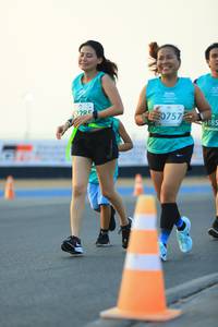 BIB: 2285, 0757, 185
                            <button type="button" onclick="openModal(10542986)" class="btn btn-primary btn-sm float-right btn-popup" data-toggle="modal" data-target=".modal-high-quality">
                        <i class="fas fa-shopping-cart"></i> Add to Cart
                    </button>
                                            <button type="button" onclick="isThisMe(10542986, true)" class="btn btn-success btn-sm float-right btn-popup btn-isme hidden" data-toggle="tooltip" data-placement="bottom" title="นี่คือรูปของคุณใช่ไหม คลิกที่นี่เพื่อเอาเข้าอัลบั้ม">
                        <i class="fas fa-plus"></i> Add to album
                    </button>
                    <button type="button" onclick="isThisMe(10542986, false)" class="btn btn-warning btn-sm float-right btn-popup btn-isnotme hidden">
                        <i class="fas fa-ban"></i> Remove from album
                    </button>