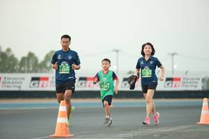BIB: 53399, 53394, 53393
                            <button type="button" onclick="openModal(10565906)" class="btn btn-primary btn-sm float-right btn-popup" data-toggle="modal" data-target=".modal-high-quality">
                        <i class="fas fa-shopping-cart"></i> Add to Cart
                    </button>
                                            <button type="button" onclick="isThisMe(10565906, true)" class="btn btn-success btn-sm float-right btn-popup btn-isme hidden" data-toggle="tooltip" data-placement="bottom" title="นี่คือรูปของคุณใช่ไหม คลิกที่นี่เพื่อเอาเข้าอัลบั้ม">
                        <i class="fas fa-plus"></i> Add to album
                    </button>
                    <button type="button" onclick="isThisMe(10565906, false)" class="btn btn-warning btn-sm float-right btn-popup btn-isnotme hidden">
                        <i class="fas fa-ban"></i> Remove from album
                    </button>