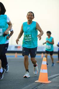 BIB: 50204
                            <button type="button" onclick="openModal(10550938)" class="btn btn-primary btn-sm float-right btn-popup" data-toggle="modal" data-target=".modal-high-quality">
                        <i class="fas fa-shopping-cart"></i> Add to Cart
                    </button>
                                            <button type="button" onclick="isThisMe(10550938, true)" class="btn btn-success btn-sm float-right btn-popup btn-isme hidden" data-toggle="tooltip" data-placement="bottom" title="นี่คือรูปของคุณใช่ไหม คลิกที่นี่เพื่อเอาเข้าอัลบั้ม">
                        <i class="fas fa-plus"></i> Add to album
                    </button>
                    <button type="button" onclick="isThisMe(10550938, false)" class="btn btn-warning btn-sm float-right btn-popup btn-isnotme hidden">
                        <i class="fas fa-ban"></i> Remove from album
                    </button>