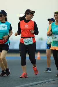 BIB: 1080, 53132, 52659
                            <button type="button" onclick="openModal(10553262)" class="btn btn-primary btn-sm float-right btn-popup" data-toggle="modal" data-target=".modal-high-quality">
                        <i class="fas fa-shopping-cart"></i> Add to Cart
                    </button>
                                            <button type="button" onclick="isThisMe(10553262, true)" class="btn btn-success btn-sm float-right btn-popup btn-isme hidden" data-toggle="tooltip" data-placement="bottom" title="นี่คือรูปของคุณใช่ไหม คลิกที่นี่เพื่อเอาเข้าอัลบั้ม">
                        <i class="fas fa-plus"></i> Add to album
                    </button>
                    <button type="button" onclick="isThisMe(10553262, false)" class="btn btn-warning btn-sm float-right btn-popup btn-isnotme hidden">
                        <i class="fas fa-ban"></i> Remove from album
                    </button>