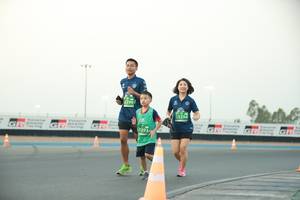 BIB: 3399, 53394, 3393
                            <button type="button" onclick="openModal(10565920)" class="btn btn-primary btn-sm float-right btn-popup" data-toggle="modal" data-target=".modal-high-quality">
                        <i class="fas fa-shopping-cart"></i> Add to Cart
                    </button>
                                            <button type="button" onclick="isThisMe(10565920, true)" class="btn btn-success btn-sm float-right btn-popup btn-isme hidden" data-toggle="tooltip" data-placement="bottom" title="นี่คือรูปของคุณใช่ไหม คลิกที่นี่เพื่อเอาเข้าอัลบั้ม">
                        <i class="fas fa-plus"></i> Add to album
                    </button>
                    <button type="button" onclick="isThisMe(10565920, false)" class="btn btn-warning btn-sm float-right btn-popup btn-isnotme hidden">
                        <i class="fas fa-ban"></i> Remove from album
                    </button>