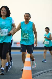 BIB: 53156, 50204
                            <button type="button" onclick="openModal(10550885)" class="btn btn-primary btn-sm float-right btn-popup" data-toggle="modal" data-target=".modal-high-quality">
                        <i class="fas fa-shopping-cart"></i> Add to Cart
                    </button>
                                            <button type="button" onclick="isThisMe(10550885, true)" class="btn btn-success btn-sm float-right btn-popup btn-isme hidden" data-toggle="tooltip" data-placement="bottom" title="นี่คือรูปของคุณใช่ไหม คลิกที่นี่เพื่อเอาเข้าอัลบั้ม">
                        <i class="fas fa-plus"></i> Add to album
                    </button>
                    <button type="button" onclick="isThisMe(10550885, false)" class="btn btn-warning btn-sm float-right btn-popup btn-isnotme hidden">
                        <i class="fas fa-ban"></i> Remove from album
                    </button>