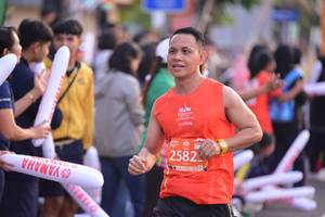 BIB: 2582
                            <button type="button" onclick="openModal(10833785)" class="btn btn-primary btn-sm float-right btn-popup" data-toggle="modal" data-target=".modal-high-quality">
                        <i class="fas fa-shopping-cart"></i> Add to Cart
                    </button>
                                            <button type="button" onclick="isThisMe(10833785, true)" class="btn btn-success btn-sm float-right btn-popup btn-isme hidden" data-toggle="tooltip" data-placement="bottom" title="นี่คือรูปของคุณใช่ไหม คลิกที่นี่เพื่อเอาเข้าอัลบั้ม">
                        <i class="fas fa-plus"></i> Add to album
                    </button>
                    <button type="button" onclick="isThisMe(10833785, false)" class="btn btn-warning btn-sm float-right btn-popup btn-isnotme hidden">
                        <i class="fas fa-ban"></i> Remove from album
                    </button>