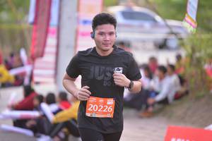 BIB: 20226
                            <button type="button" onclick="openModal(10828945)" class="btn btn-primary btn-sm float-right btn-popup" data-toggle="modal" data-target=".modal-high-quality">
                        <i class="fas fa-shopping-cart"></i> Add to Cart
                    </button>
                                            <button type="button" onclick="isThisMe(10828945, true)" class="btn btn-success btn-sm float-right btn-popup btn-isme hidden" data-toggle="tooltip" data-placement="bottom" title="นี่คือรูปของคุณใช่ไหม คลิกที่นี่เพื่อเอาเข้าอัลบั้ม">
                        <i class="fas fa-plus"></i> Add to album
                    </button>
                    <button type="button" onclick="isThisMe(10828945, false)" class="btn btn-warning btn-sm float-right btn-popup btn-isnotme hidden">
                        <i class="fas fa-ban"></i> Remove from album
                    </button>