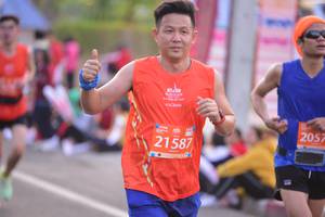 BIB: 2057, 21587
                            <button type="button" onclick="openModal(10831068)" class="btn btn-primary btn-sm float-right btn-popup" data-toggle="modal" data-target=".modal-high-quality">
                        <i class="fas fa-shopping-cart"></i> Add to Cart
                    </button>
                                            <button type="button" onclick="isThisMe(10831068, true)" class="btn btn-success btn-sm float-right btn-popup btn-isme hidden" data-toggle="tooltip" data-placement="bottom" title="นี่คือรูปของคุณใช่ไหม คลิกที่นี่เพื่อเอาเข้าอัลบั้ม">
                        <i class="fas fa-plus"></i> Add to album
                    </button>
                    <button type="button" onclick="isThisMe(10831068, false)" class="btn btn-warning btn-sm float-right btn-popup btn-isnotme hidden">
                        <i class="fas fa-ban"></i> Remove from album
                    </button>