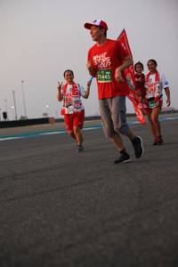 BIB: 71445, 012
                            <button type="button" onclick="openModal(11964703)" class="btn btn-primary btn-sm float-right btn-popup" data-toggle="modal" data-target=".modal-high-quality">
                        <i class="fas fa-shopping-cart"></i> Add to Cart
                    </button>
                                            <button type="button" onclick="isThisMe(11964703, true)" class="btn btn-success btn-sm float-right btn-popup btn-isme hidden" data-toggle="tooltip" data-placement="bottom" title="นี่คือรูปของคุณใช่ไหม คลิกที่นี่เพื่อเอาเข้าอัลบั้ม">
                        <i class="fas fa-plus"></i> Add to album
                    </button>
                    <button type="button" onclick="isThisMe(11964703, false)" class="btn btn-warning btn-sm float-right btn-popup btn-isnotme hidden">
                        <i class="fas fa-ban"></i> Remove from album
                    </button>