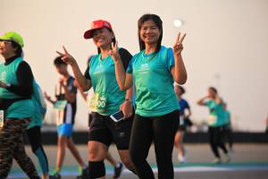 BIB: 1900
                            <button type="button" onclick="openModal(11925994)" class="btn btn-primary btn-sm float-right btn-popup" data-toggle="modal" data-target=".modal-high-quality">
                        <i class="fas fa-shopping-cart"></i> Add to Cart
                    </button>
                                            <button type="button" onclick="isThisMe(11925994, true)" class="btn btn-success btn-sm float-right btn-popup btn-isme hidden" data-toggle="tooltip" data-placement="bottom" title="นี่คือรูปของคุณใช่ไหม คลิกที่นี่เพื่อเอาเข้าอัลบั้ม">
                        <i class="fas fa-plus"></i> Add to album
                    </button>
                    <button type="button" onclick="isThisMe(11925994, false)" class="btn btn-warning btn-sm float-right btn-popup btn-isnotme hidden">
                        <i class="fas fa-ban"></i> Remove from album
                    </button>