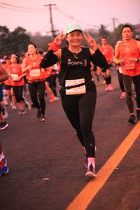 BIB: 20144
                            <button type="button" onclick="openModal(12720421)" class="btn btn-primary btn-sm float-right btn-popup" data-toggle="modal" data-target=".modal-high-quality">
                        <i class="fas fa-shopping-cart"></i> Add to Cart
                    </button>
                                            <button type="button" onclick="isThisMe(12720421, true)" class="btn btn-success btn-sm float-right btn-popup btn-isme hidden" data-toggle="tooltip" data-placement="bottom" title="นี่คือรูปของคุณใช่ไหม คลิกที่นี่เพื่อเอาเข้าอัลบั้ม">
                        <i class="fas fa-plus"></i> Add to album
                    </button>
                    <button type="button" onclick="isThisMe(12720421, false)" class="btn btn-warning btn-sm float-right btn-popup btn-isnotme hidden">
                        <i class="fas fa-ban"></i> Remove from album
                    </button>