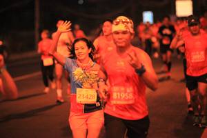 BIB: 20955, 100, 81958, 23428
                            <button type="button" onclick="openModal(12700933)" class="btn btn-primary btn-sm float-right btn-popup" data-toggle="modal" data-target=".modal-high-quality">
                        <i class="fas fa-shopping-cart"></i> Add to Cart
                    </button>
                                            <button type="button" onclick="isThisMe(12700933, true)" class="btn btn-success btn-sm float-right btn-popup btn-isme hidden" data-toggle="tooltip" data-placement="bottom" title="นี่คือรูปของคุณใช่ไหม คลิกที่นี่เพื่อเอาเข้าอัลบั้ม">
                        <i class="fas fa-plus"></i> Add to album
                    </button>
                    <button type="button" onclick="isThisMe(12700933, false)" class="btn btn-warning btn-sm float-right btn-popup btn-isnotme hidden">
                        <i class="fas fa-ban"></i> Remove from album
                    </button>