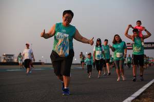 BIB: 107
                            <button type="button" onclick="openModal(11940676)" class="btn btn-primary btn-sm float-right btn-popup" data-toggle="modal" data-target=".modal-high-quality">
                        <i class="fas fa-shopping-cart"></i> Add to Cart
                    </button>
                                            <button type="button" onclick="isThisMe(11940676, true)" class="btn btn-success btn-sm float-right btn-popup btn-isme hidden" data-toggle="tooltip" data-placement="bottom" title="นี่คือรูปของคุณใช่ไหม คลิกที่นี่เพื่อเอาเข้าอัลบั้ม">
                        <i class="fas fa-plus"></i> Add to album
                    </button>
                    <button type="button" onclick="isThisMe(11940676, false)" class="btn btn-warning btn-sm float-right btn-popup btn-isnotme hidden">
                        <i class="fas fa-ban"></i> Remove from album
                    </button>