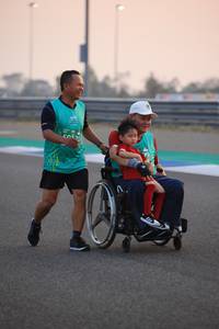 BIB: 
                            <button type="button" onclick="openModal(11988013)" class="btn btn-primary btn-sm float-right btn-popup" data-toggle="modal" data-target=".modal-high-quality">
                        <i class="fas fa-shopping-cart"></i> Add to Cart
                    </button>
                                            <button type="button" onclick="isThisMe(11988013, true)" class="btn btn-success btn-sm float-right btn-popup btn-isme hidden" data-toggle="tooltip" data-placement="bottom" title="นี่คือรูปของคุณใช่ไหม คลิกที่นี่เพื่อเอาเข้าอัลบั้ม">
                        <i class="fas fa-plus"></i> Add to album
                    </button>
                    <button type="button" onclick="isThisMe(11988013, false)" class="btn btn-warning btn-sm float-right btn-popup btn-isnotme hidden">
                        <i class="fas fa-ban"></i> Remove from album
                    </button>