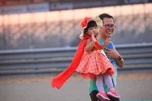 BIB: 
                            <button type="button" onclick="openModal(11994780)" class="btn btn-primary btn-sm float-right btn-popup" data-toggle="modal" data-target=".modal-high-quality">
                        <i class="fas fa-shopping-cart"></i> Add to Cart
                    </button>
                                            <button type="button" onclick="isThisMe(11994780, true)" class="btn btn-success btn-sm float-right btn-popup btn-isme hidden" data-toggle="tooltip" data-placement="bottom" title="นี่คือรูปของคุณใช่ไหม คลิกที่นี่เพื่อเอาเข้าอัลบั้ม">
                        <i class="fas fa-plus"></i> Add to album
                    </button>
                    <button type="button" onclick="isThisMe(11994780, false)" class="btn btn-warning btn-sm float-right btn-popup btn-isnotme hidden">
                        <i class="fas fa-ban"></i> Remove from album
                    </button>