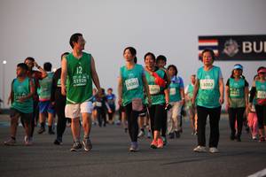 BIB: 51928, 53005, 3002, 2695, 516, 51651, 5214
                            <button type="button" onclick="openModal(10549357)" class="btn btn-primary btn-sm float-right btn-popup" data-toggle="modal" data-target=".modal-high-quality">
                        <i class="fas fa-shopping-cart"></i> Add to Cart
                    </button>
                                            <button type="button" onclick="isThisMe(10549357, true)" class="btn btn-success btn-sm float-right btn-popup btn-isme hidden" data-toggle="tooltip" data-placement="bottom" title="นี่คือรูปของคุณใช่ไหม คลิกที่นี่เพื่อเอาเข้าอัลบั้ม">
                        <i class="fas fa-plus"></i> Add to album
                    </button>
                    <button type="button" onclick="isThisMe(10549357, false)" class="btn btn-warning btn-sm float-right btn-popup btn-isnotme hidden">
                        <i class="fas fa-ban"></i> Remove from album
                    </button>