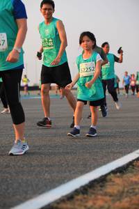 BIB: 51748, 52252
                            <button type="button" onclick="openModal(11889587)" class="btn btn-primary btn-sm float-right btn-popup" data-toggle="modal" data-target=".modal-high-quality">
                        <i class="fas fa-shopping-cart"></i> Add to Cart
                    </button>
                                            <button type="button" onclick="isThisMe(11889587, true)" class="btn btn-success btn-sm float-right btn-popup btn-isme hidden" data-toggle="tooltip" data-placement="bottom" title="นี่คือรูปของคุณใช่ไหม คลิกที่นี่เพื่อเอาเข้าอัลบั้ม">
                        <i class="fas fa-plus"></i> Add to album
                    </button>
                    <button type="button" onclick="isThisMe(11889587, false)" class="btn btn-warning btn-sm float-right btn-popup btn-isnotme hidden">
                        <i class="fas fa-ban"></i> Remove from album
                    </button>