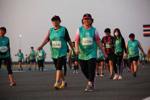 BIB: 52596, 53246, 53003, 32164
                            <button type="button" onclick="openModal(11921086)" class="btn btn-primary btn-sm float-right btn-popup" data-toggle="modal" data-target=".modal-high-quality">
                        <i class="fas fa-shopping-cart"></i> Add to Cart
                    </button>
                                            <button type="button" onclick="isThisMe(11921086, true)" class="btn btn-success btn-sm float-right btn-popup btn-isme hidden" data-toggle="tooltip" data-placement="bottom" title="นี่คือรูปของคุณใช่ไหม คลิกที่นี่เพื่อเอาเข้าอัลบั้ม">
                        <i class="fas fa-plus"></i> Add to album
                    </button>
                    <button type="button" onclick="isThisMe(11921086, false)" class="btn btn-warning btn-sm float-right btn-popup btn-isnotme hidden">
                        <i class="fas fa-ban"></i> Remove from album
                    </button>