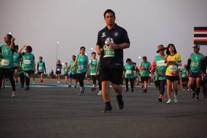 BIB: 71214, 561, 53301, 0628
                            <button type="button" onclick="openModal(11922393)" class="btn btn-primary btn-sm float-right btn-popup" data-toggle="modal" data-target=".modal-high-quality">
                        <i class="fas fa-shopping-cart"></i> Add to Cart
                    </button>
                                            <button type="button" onclick="isThisMe(11922393, true)" class="btn btn-success btn-sm float-right btn-popup btn-isme hidden" data-toggle="tooltip" data-placement="bottom" title="นี่คือรูปของคุณใช่ไหม คลิกที่นี่เพื่อเอาเข้าอัลบั้ม">
                        <i class="fas fa-plus"></i> Add to album
                    </button>
                    <button type="button" onclick="isThisMe(11922393, false)" class="btn btn-warning btn-sm float-right btn-popup btn-isnotme hidden">
                        <i class="fas fa-ban"></i> Remove from album
                    </button>