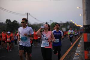 BIB: 10380, 6295, 12308
                            <button type="button" onclick="openModal(12769586)" class="btn btn-primary btn-sm float-right btn-popup" data-toggle="modal" data-target=".modal-high-quality">
                        <i class="fas fa-shopping-cart"></i> Add to Cart
                    </button>
                                            <button type="button" onclick="isThisMe(12769586, true)" class="btn btn-success btn-sm float-right btn-popup btn-isme hidden" data-toggle="tooltip" data-placement="bottom" title="นี่คือรูปของคุณใช่ไหม คลิกที่นี่เพื่อเอาเข้าอัลบั้ม">
                        <i class="fas fa-plus"></i> Add to album
                    </button>
                    <button type="button" onclick="isThisMe(12769586, false)" class="btn btn-warning btn-sm float-right btn-popup btn-isnotme hidden">
                        <i class="fas fa-ban"></i> Remove from album
                    </button>