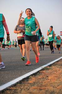 BIB: 0263, 0773
                            <button type="button" onclick="openModal(10546570)" class="btn btn-primary btn-sm float-right btn-popup" data-toggle="modal" data-target=".modal-high-quality">
                        <i class="fas fa-shopping-cart"></i> Add to Cart
                    </button>
                                            <button type="button" onclick="isThisMe(10546570, true)" class="btn btn-success btn-sm float-right btn-popup btn-isme hidden" data-toggle="tooltip" data-placement="bottom" title="นี่คือรูปของคุณใช่ไหม คลิกที่นี่เพื่อเอาเข้าอัลบั้ม">
                        <i class="fas fa-plus"></i> Add to album
                    </button>
                    <button type="button" onclick="isThisMe(10546570, false)" class="btn btn-warning btn-sm float-right btn-popup btn-isnotme hidden">
                        <i class="fas fa-ban"></i> Remove from album
                    </button>