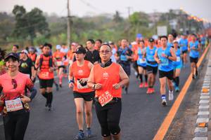 BIB: 28546, 27375
                            <button type="button" onclick="openModal(12771086)" class="btn btn-primary btn-sm float-right btn-popup" data-toggle="modal" data-target=".modal-high-quality">
                        <i class="fas fa-shopping-cart"></i> Add to Cart
                    </button>
                                            <button type="button" onclick="isThisMe(12771086, true)" class="btn btn-success btn-sm float-right btn-popup btn-isme hidden" data-toggle="tooltip" data-placement="bottom" title="นี่คือรูปของคุณใช่ไหม คลิกที่นี่เพื่อเอาเข้าอัลบั้ม">
                        <i class="fas fa-plus"></i> Add to album
                    </button>
                    <button type="button" onclick="isThisMe(12771086, false)" class="btn btn-warning btn-sm float-right btn-popup btn-isnotme hidden">
                        <i class="fas fa-ban"></i> Remove from album
                    </button>