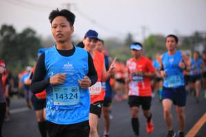 BIB: 548, 14324
                            <button type="button" onclick="openModal(12769835)" class="btn btn-primary btn-sm float-right btn-popup" data-toggle="modal" data-target=".modal-high-quality">
                        <i class="fas fa-shopping-cart"></i> Add to Cart
                    </button>
                                            <button type="button" onclick="isThisMe(12769835, true)" class="btn btn-success btn-sm float-right btn-popup btn-isme hidden" data-toggle="tooltip" data-placement="bottom" title="นี่คือรูปของคุณใช่ไหม คลิกที่นี่เพื่อเอาเข้าอัลบั้ม">
                        <i class="fas fa-plus"></i> Add to album
                    </button>
                    <button type="button" onclick="isThisMe(12769835, false)" class="btn btn-warning btn-sm float-right btn-popup btn-isnotme hidden">
                        <i class="fas fa-ban"></i> Remove from album
                    </button>