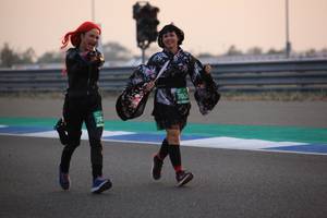 BIB: 702
                            <button type="button" onclick="openModal(11986349)" class="btn btn-primary btn-sm float-right btn-popup" data-toggle="modal" data-target=".modal-high-quality">
                        <i class="fas fa-shopping-cart"></i> Add to Cart
                    </button>
                                            <button type="button" onclick="isThisMe(11986349, true)" class="btn btn-success btn-sm float-right btn-popup btn-isme hidden" data-toggle="tooltip" data-placement="bottom" title="นี่คือรูปของคุณใช่ไหม คลิกที่นี่เพื่อเอาเข้าอัลบั้ม">
                        <i class="fas fa-plus"></i> Add to album
                    </button>
                    <button type="button" onclick="isThisMe(11986349, false)" class="btn btn-warning btn-sm float-right btn-popup btn-isnotme hidden">
                        <i class="fas fa-ban"></i> Remove from album
                    </button>