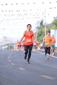 BIB: 26482, 20125
                            <button type="button" onclick="openModal(11025355)" class="btn btn-primary btn-sm float-right btn-popup" data-toggle="modal" data-target=".modal-high-quality">
                        <i class="fas fa-shopping-cart"></i> Add to Cart
                    </button>
                                            <button type="button" onclick="isThisMe(11025355, true)" class="btn btn-success btn-sm float-right btn-popup btn-isme hidden" data-toggle="tooltip" data-placement="bottom" title="นี่คือรูปของคุณใช่ไหม คลิกที่นี่เพื่อเอาเข้าอัลบั้ม">
                        <i class="fas fa-plus"></i> Add to album
                    </button>
                    <button type="button" onclick="isThisMe(11025355, false)" class="btn btn-warning btn-sm float-right btn-popup btn-isnotme hidden">
                        <i class="fas fa-ban"></i> Remove from album
                    </button>