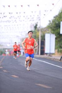 BIB: 2142
                            <button type="button" onclick="openModal(11020145)" class="btn btn-primary btn-sm float-right btn-popup" data-toggle="modal" data-target=".modal-high-quality">
                        <i class="fas fa-shopping-cart"></i> Add to Cart
                    </button>
                                            <button type="button" onclick="isThisMe(11020145, true)" class="btn btn-success btn-sm float-right btn-popup btn-isme hidden" data-toggle="tooltip" data-placement="bottom" title="นี่คือรูปของคุณใช่ไหม คลิกที่นี่เพื่อเอาเข้าอัลบั้ม">
                        <i class="fas fa-plus"></i> Add to album
                    </button>
                    <button type="button" onclick="isThisMe(11020145, false)" class="btn btn-warning btn-sm float-right btn-popup btn-isnotme hidden">
                        <i class="fas fa-ban"></i> Remove from album
                    </button>