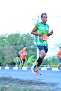 BIB: 2163
                            <button type="button" onclick="openModal(11506592)" class="btn btn-primary btn-sm float-right btn-popup" data-toggle="modal" data-target=".modal-high-quality">
                        <i class="fas fa-shopping-cart"></i> Add to Cart
                    </button>
                                            <button type="button" onclick="isThisMe(11506592, true)" class="btn btn-success btn-sm float-right btn-popup btn-isme hidden" data-toggle="tooltip" data-placement="bottom" title="นี่คือรูปของคุณใช่ไหม คลิกที่นี่เพื่อเอาเข้าอัลบั้ม">
                        <i class="fas fa-plus"></i> Add to album
                    </button>
                    <button type="button" onclick="isThisMe(11506592, false)" class="btn btn-warning btn-sm float-right btn-popup btn-isnotme hidden">
                        <i class="fas fa-ban"></i> Remove from album
                    </button>