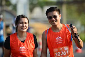 BIB: 205, 2109, 23416
                            <button type="button" onclick="openModal(11030262)" class="btn btn-primary btn-sm float-right btn-popup" data-toggle="modal" data-target=".modal-high-quality">
                        <i class="fas fa-shopping-cart"></i> Add to Cart
                    </button>
                                            <button type="button" onclick="isThisMe(11030262, true)" class="btn btn-success btn-sm float-right btn-popup btn-isme hidden" data-toggle="tooltip" data-placement="bottom" title="นี่คือรูปของคุณใช่ไหม คลิกที่นี่เพื่อเอาเข้าอัลบั้ม">
                        <i class="fas fa-plus"></i> Add to album
                    </button>
                    <button type="button" onclick="isThisMe(11030262, false)" class="btn btn-warning btn-sm float-right btn-popup btn-isnotme hidden">
                        <i class="fas fa-ban"></i> Remove from album
                    </button>