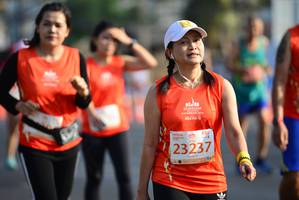 BIB: 445, 20756, 100
                            <button type="button" onclick="openModal(10990195)" class="btn btn-primary btn-sm float-right btn-popup" data-toggle="modal" data-target=".modal-high-quality">
                        <i class="fas fa-shopping-cart"></i> Add to Cart
                    </button>
                                            <button type="button" onclick="isThisMe(10990195, true)" class="btn btn-success btn-sm float-right btn-popup btn-isme hidden" data-toggle="tooltip" data-placement="bottom" title="นี่คือรูปของคุณใช่ไหม คลิกที่นี่เพื่อเอาเข้าอัลบั้ม">
                        <i class="fas fa-plus"></i> Add to album
                    </button>
                    <button type="button" onclick="isThisMe(10990195, false)" class="btn btn-warning btn-sm float-right btn-popup btn-isnotme hidden">
                        <i class="fas fa-ban"></i> Remove from album
                    </button>