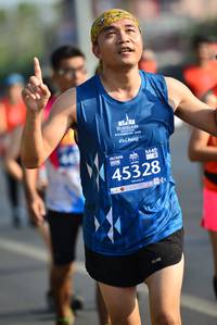 BIB: 44187, 29165, 23668
                            <button type="button" onclick="openModal(11032548)" class="btn btn-primary btn-sm float-right btn-popup" data-toggle="modal" data-target=".modal-high-quality">
                        <i class="fas fa-shopping-cart"></i> Add to Cart
                    </button>
                                            <button type="button" onclick="isThisMe(11032548, true)" class="btn btn-success btn-sm float-right btn-popup btn-isme hidden" data-toggle="tooltip" data-placement="bottom" title="นี่คือรูปของคุณใช่ไหม คลิกที่นี่เพื่อเอาเข้าอัลบั้ม">
                        <i class="fas fa-plus"></i> Add to album
                    </button>
                    <button type="button" onclick="isThisMe(11032548, false)" class="btn btn-warning btn-sm float-right btn-popup btn-isnotme hidden">
                        <i class="fas fa-ban"></i> Remove from album
                    </button>