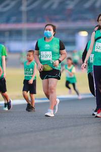 BIB: 51272, 1519
                            <button type="button" onclick="openModal(10559307)" class="btn btn-primary btn-sm float-right btn-popup" data-toggle="modal" data-target=".modal-high-quality">
                        <i class="fas fa-shopping-cart"></i> Add to Cart
                    </button>
                                            <button type="button" onclick="isThisMe(10559307, true)" class="btn btn-success btn-sm float-right btn-popup btn-isme hidden" data-toggle="tooltip" data-placement="bottom" title="นี่คือรูปของคุณใช่ไหม คลิกที่นี่เพื่อเอาเข้าอัลบั้ม">
                        <i class="fas fa-plus"></i> Add to album
                    </button>
                    <button type="button" onclick="isThisMe(10559307, false)" class="btn btn-warning btn-sm float-right btn-popup btn-isnotme hidden">
                        <i class="fas fa-ban"></i> Remove from album
                    </button>