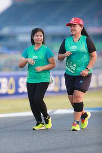 BIB: 51900
                            <button type="button" onclick="openModal(10562952)" class="btn btn-primary btn-sm float-right btn-popup" data-toggle="modal" data-target=".modal-high-quality">
                        <i class="fas fa-shopping-cart"></i> Add to Cart
                    </button>
                                            <button type="button" onclick="isThisMe(10562952, true)" class="btn btn-success btn-sm float-right btn-popup btn-isme hidden" data-toggle="tooltip" data-placement="bottom" title="นี่คือรูปของคุณใช่ไหม คลิกที่นี่เพื่อเอาเข้าอัลบั้ม">
                        <i class="fas fa-plus"></i> Add to album
                    </button>
                    <button type="button" onclick="isThisMe(10562952, false)" class="btn btn-warning btn-sm float-right btn-popup btn-isnotme hidden">
                        <i class="fas fa-ban"></i> Remove from album
                    </button>