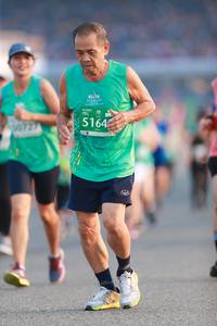 BIB: 5164, 0727
                            <button type="button" onclick="openModal(10542693)" class="btn btn-primary btn-sm float-right btn-popup" data-toggle="modal" data-target=".modal-high-quality">
                        <i class="fas fa-shopping-cart"></i> Add to Cart
                    </button>
                                            <button type="button" onclick="isThisMe(10542693, true)" class="btn btn-success btn-sm float-right btn-popup btn-isme hidden" data-toggle="tooltip" data-placement="bottom" title="นี่คือรูปของคุณใช่ไหม คลิกที่นี่เพื่อเอาเข้าอัลบั้ม">
                        <i class="fas fa-plus"></i> Add to album
                    </button>
                    <button type="button" onclick="isThisMe(10542693, false)" class="btn btn-warning btn-sm float-right btn-popup btn-isnotme hidden">
                        <i class="fas fa-ban"></i> Remove from album
                    </button>