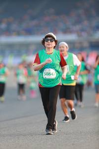 BIB: 50847
                            <button type="button" onclick="openModal(10562953)" class="btn btn-primary btn-sm float-right btn-popup" data-toggle="modal" data-target=".modal-high-quality">
                        <i class="fas fa-shopping-cart"></i> Add to Cart
                    </button>
                                            <button type="button" onclick="isThisMe(10562953, true)" class="btn btn-success btn-sm float-right btn-popup btn-isme hidden" data-toggle="tooltip" data-placement="bottom" title="นี่คือรูปของคุณใช่ไหม คลิกที่นี่เพื่อเอาเข้าอัลบั้ม">
                        <i class="fas fa-plus"></i> Add to album
                    </button>
                    <button type="button" onclick="isThisMe(10562953, false)" class="btn btn-warning btn-sm float-right btn-popup btn-isnotme hidden">
                        <i class="fas fa-ban"></i> Remove from album
                    </button>